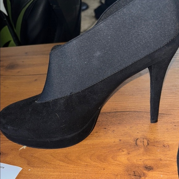 Stuart Weitzman Black Women's heeled booties - Picture 8 of 14